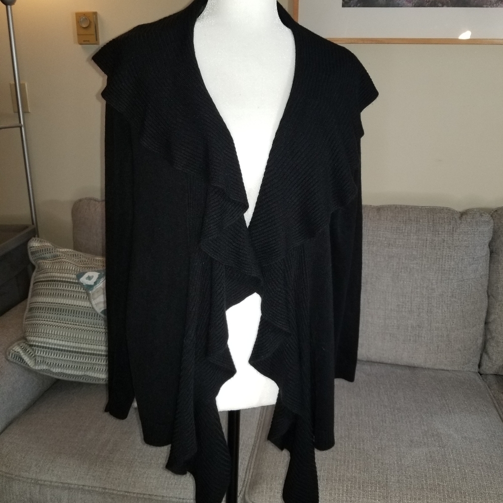BNWT Karen Scott ruffle cardigan sz. Petite Large in black